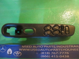 Nissan - Window Switch - F I 0685E00